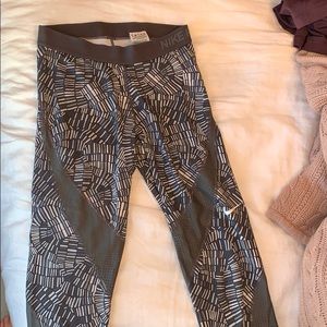 Nike Pro Cropped Leggings